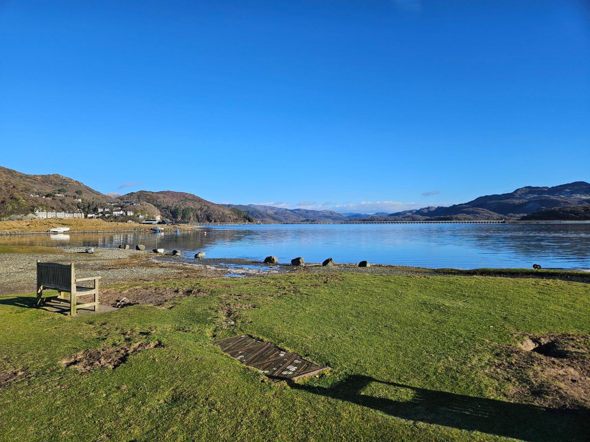 Ridge And Tides Villa Fairbourne Bagian luar foto